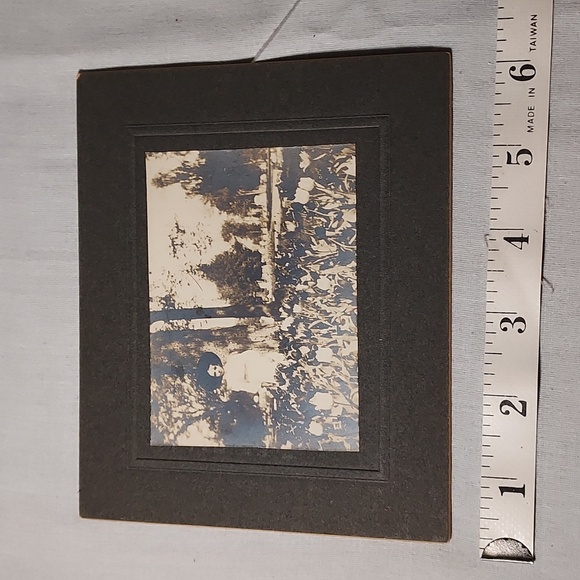 Antique Cabinet Card Family Photos House Woman Man Children - Picture 5 of 9